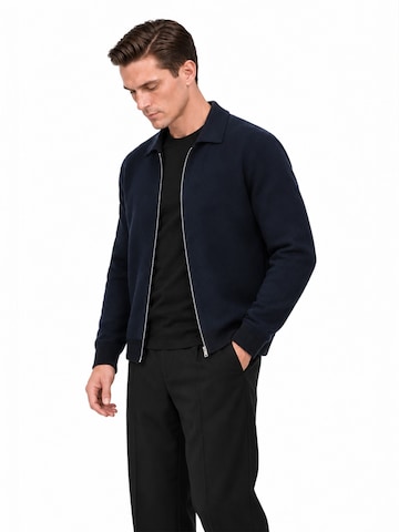 ALLTHEMEN Knit Cardigan 'Fadenton' in Blue: front