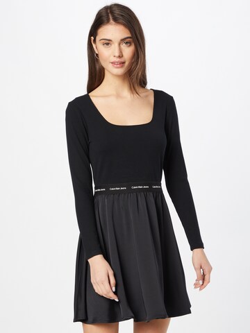 Calvin Klein Jeans Kleid in Schwarz: predná strana