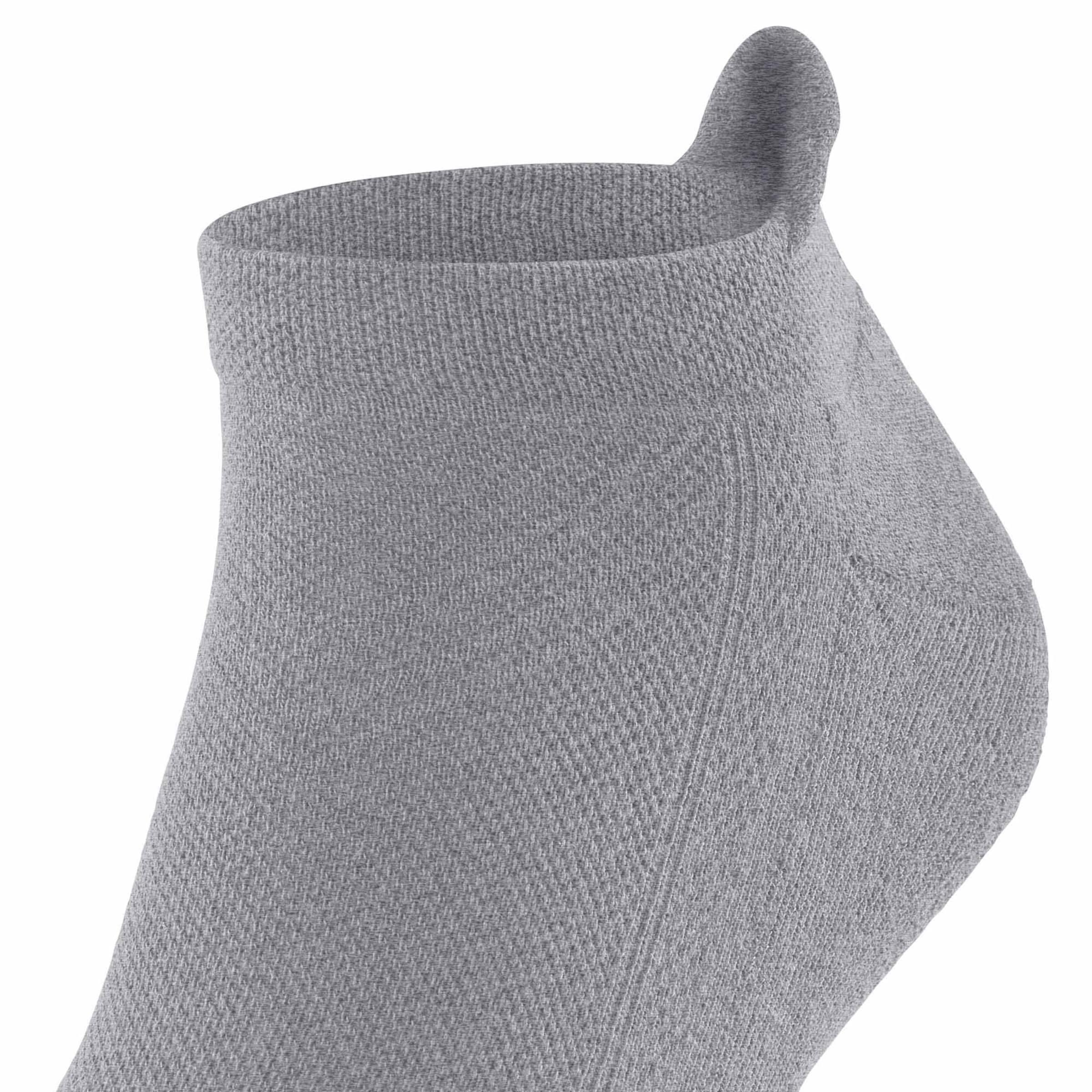 Chaussettes de sport 'Cool Kick' FALKE en gris