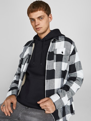 JACK & JONES Sweatshirt in Schwarz