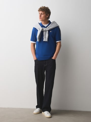 Tricou de la Next pe albastru