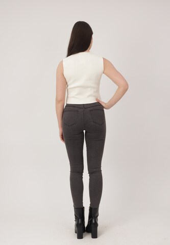 Gilet da completo di Elara in bianco