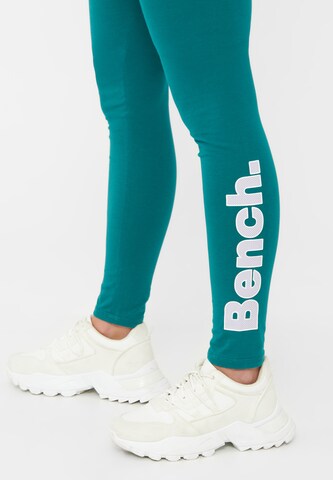 BENCH Skinny Leggings 'ELIRA' in Grün