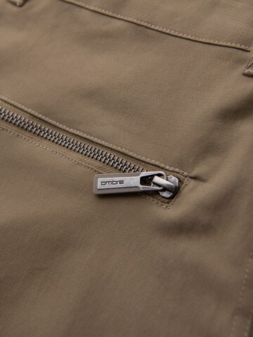 Ombre Regular Trousers in Green