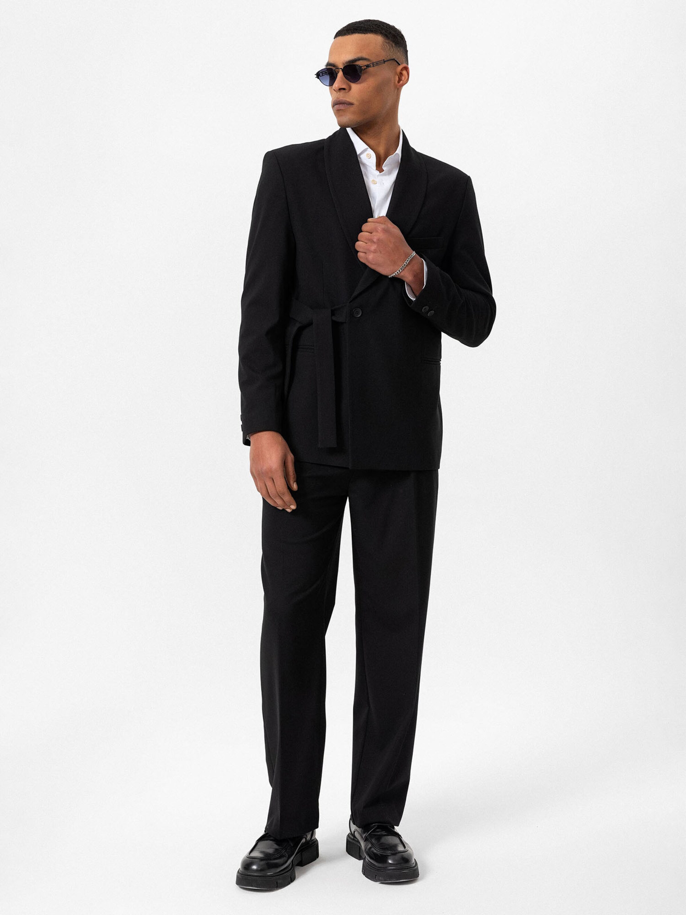 juoda Antioch Standartinis modelis Klasikinis švarkas