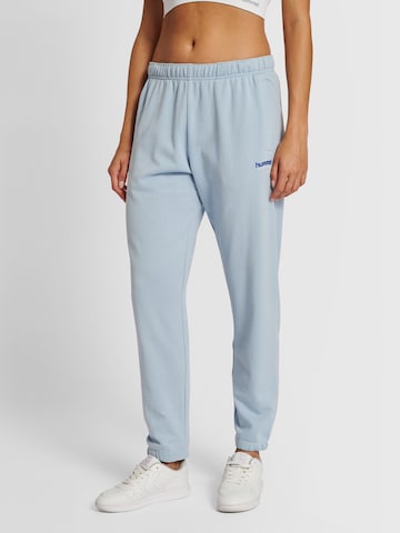 Hummel Tapered Sports trousers in Blue: front