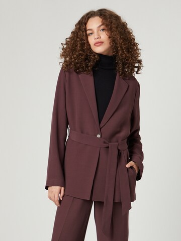 Blazer 'Antonie' A LOT LESS en marron