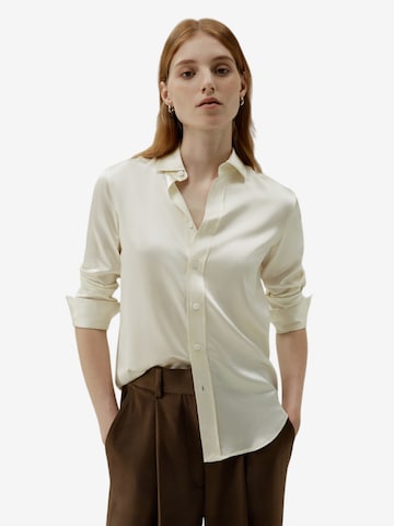 Lilysilk Bluse in Weiß: Vorderseite