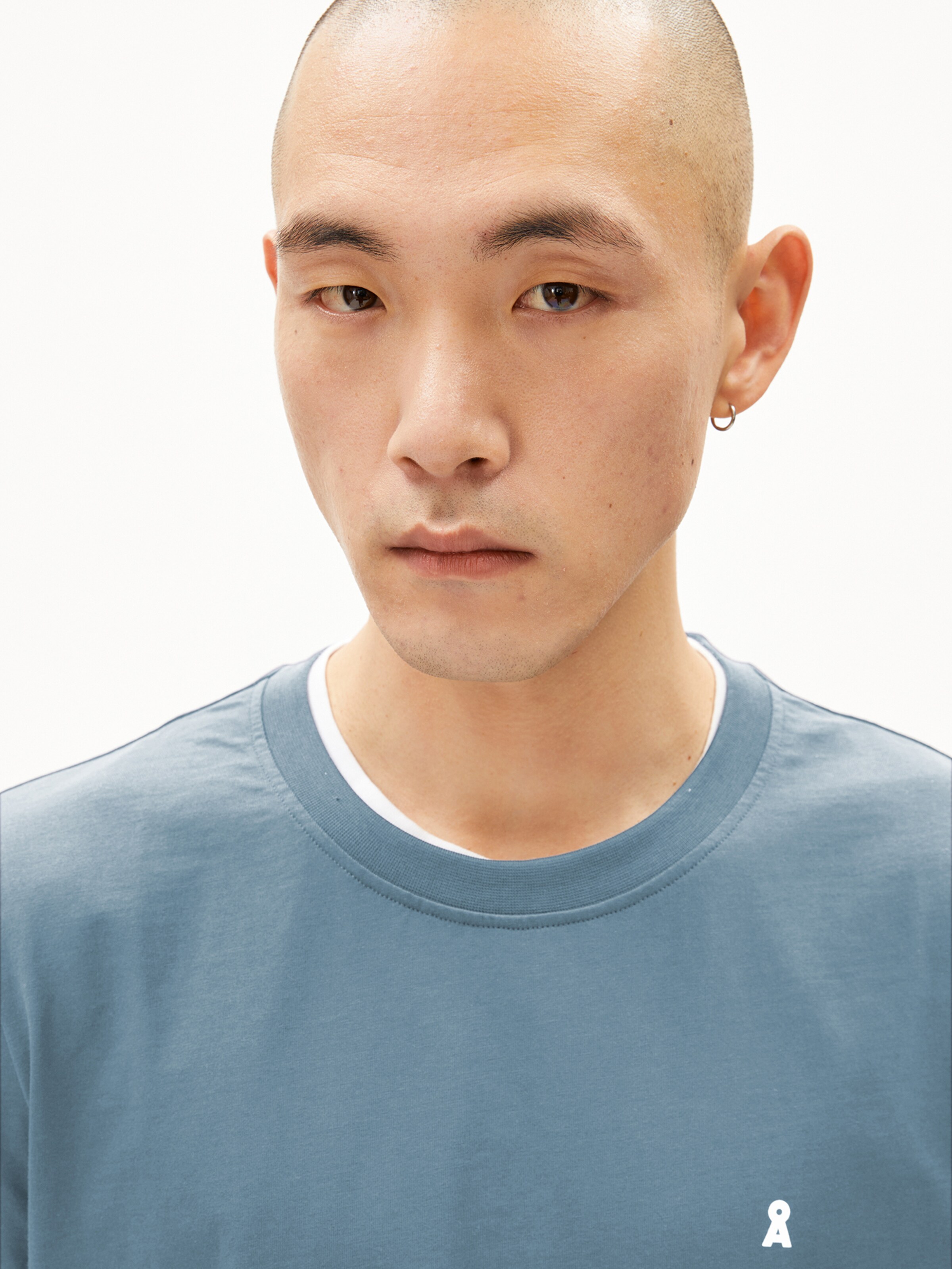 ARMEDANGELS T-Shirt LAARON in Blau: Vorderseite