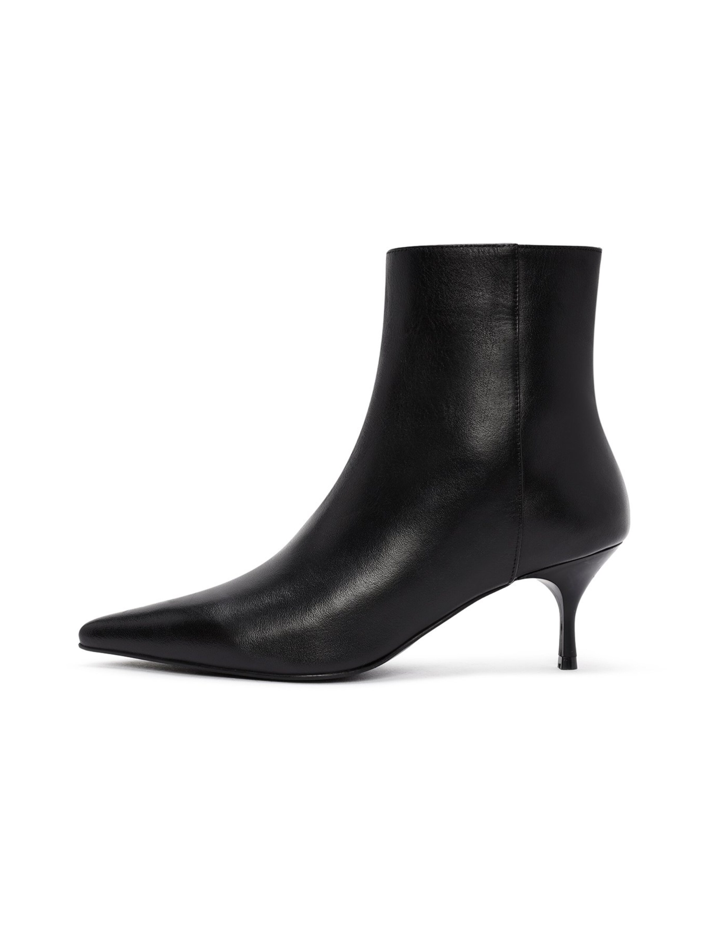 Derimod Enkellaarsjes in Zwart: voorkant