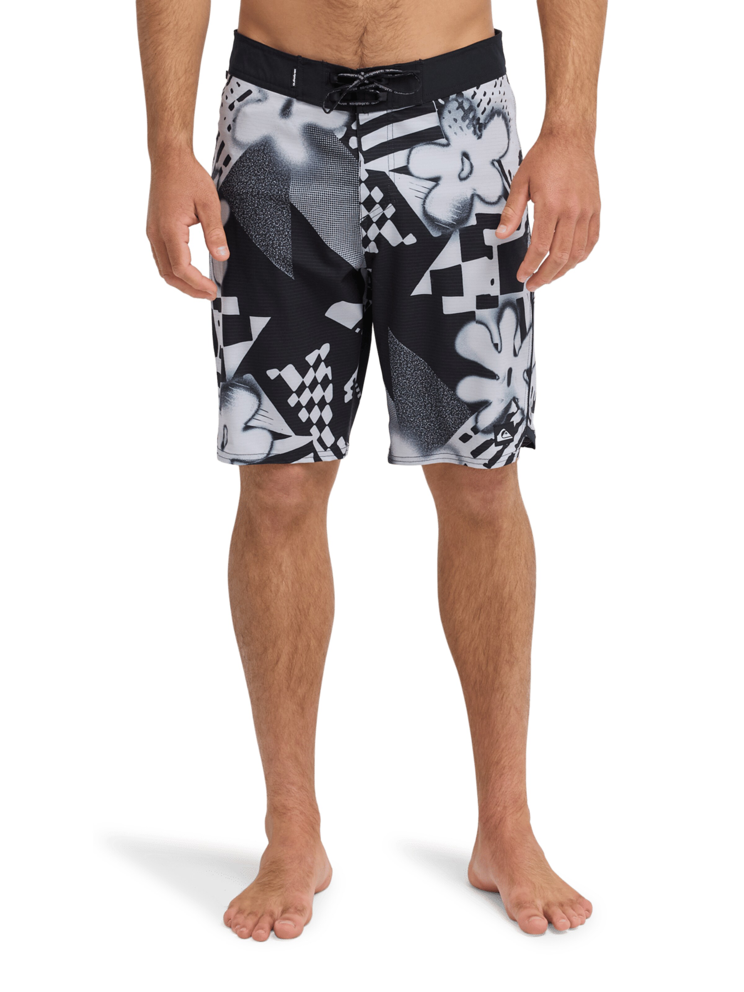 QUIKSILVER Swimming Trunks 'Highline Printed 20' in Black: front