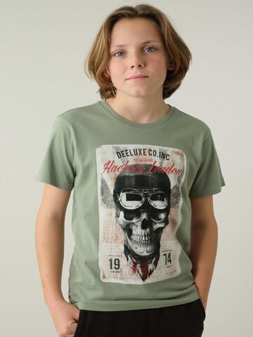 T-Shirt 'Clem' Deeluxe en vert : devant