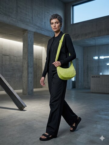 MEVYRA Crossbody Bag in Green: front