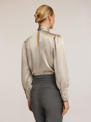 Chemisier MOTIVI en gris