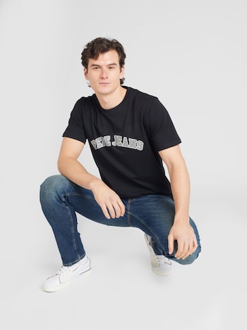 Pepe Jeans - Camiseta 'CLEMENT' en negro