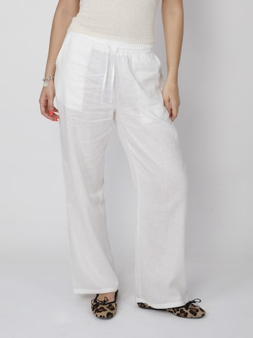 Wide leg Pantaloni di SHAMBLES in bianco: frontale