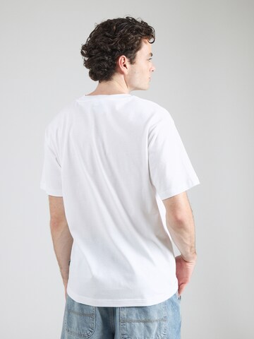 new balance Shirt in White