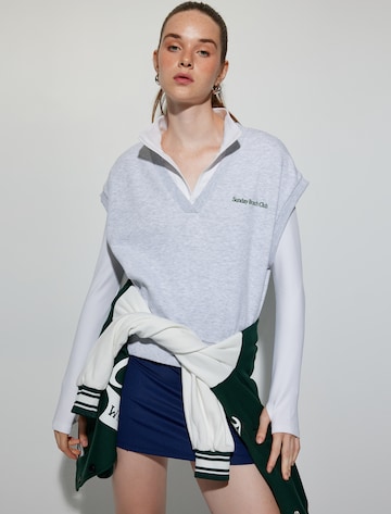 Koton Sweatshirt in Grau: Vorderseite