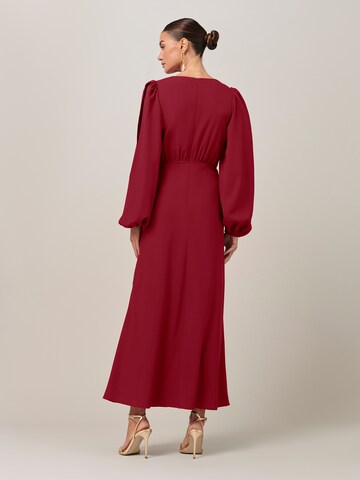 Sável Платье 'JONAH' в Красный