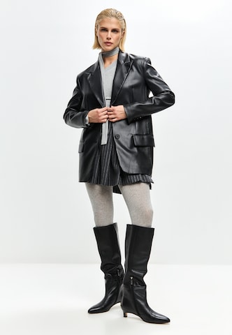 CESARE GASPARI Boot in Black