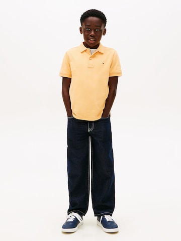 T-Shirt 'Essential' TOMMY HILFIGER en jaune