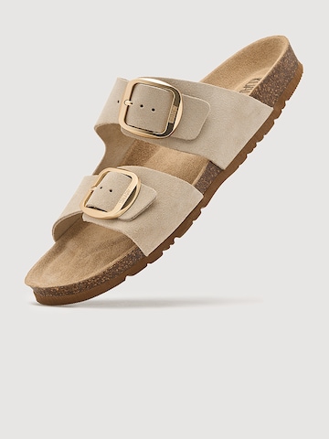 Koala Bay Sandals 'Emerald' in Beige