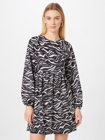 Rochie de la River Island pe negru: față