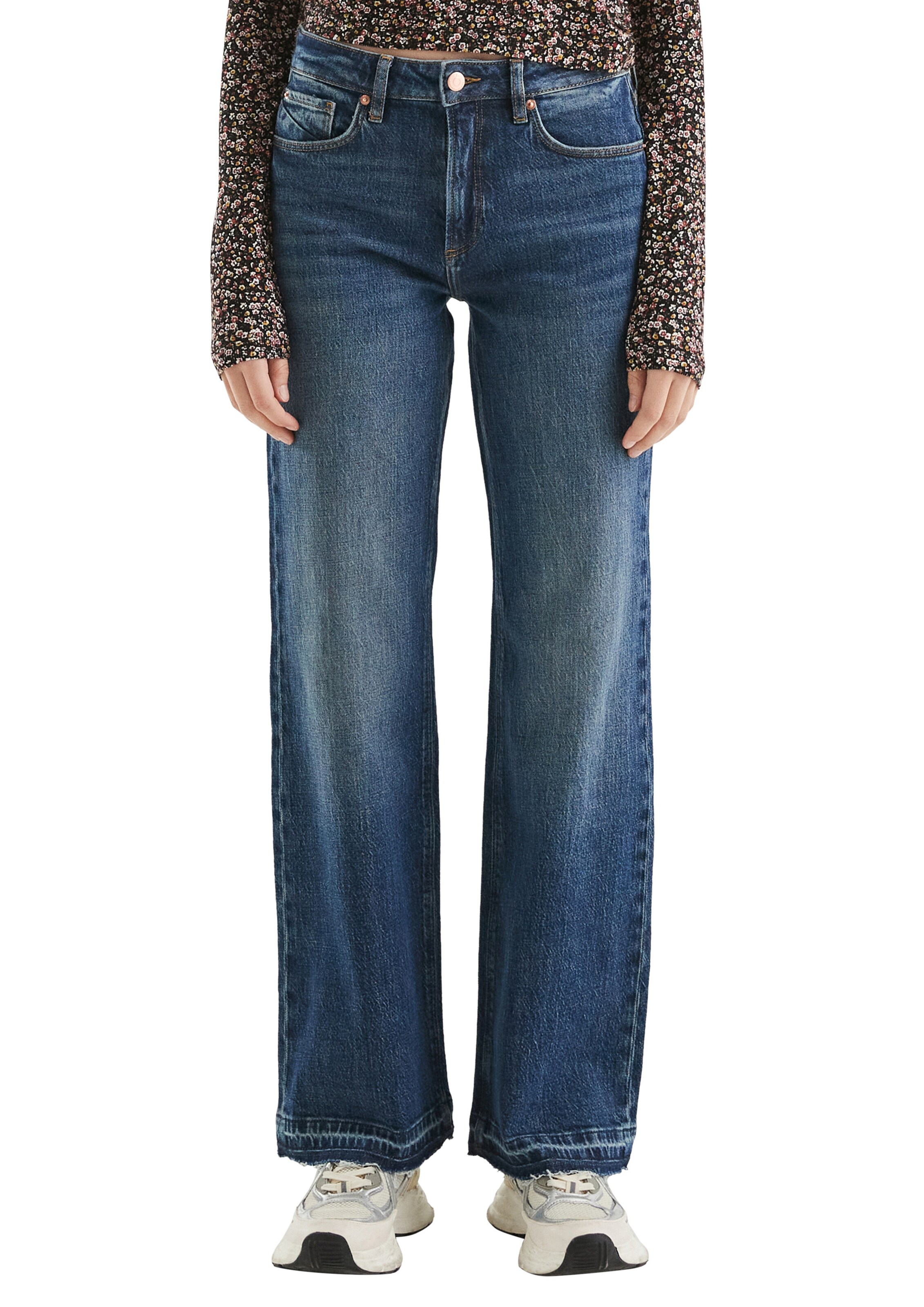 QS Loosefit Jeans in Blauw: voorkant