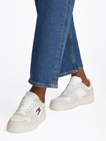Sneaker bassa 'Essential Retro' di Tommy Jeans in beige