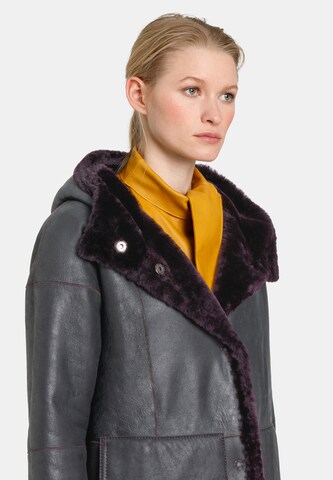 Werner Christ Between-Seasons Coat 'Dilara' in Purple