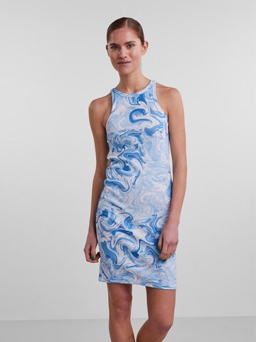 Robe 'Serafina' PIECES en bleu : devant