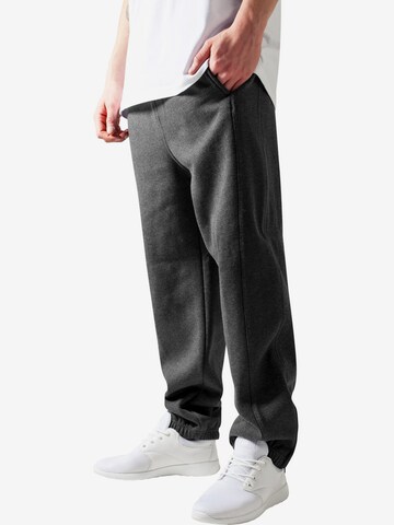 Urban Classics Tapered Trousers in Grey: front