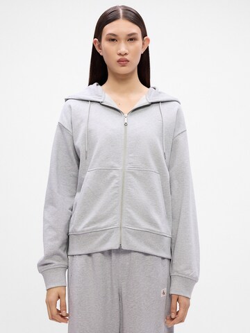 Calvin Klein Jeans Jopa na zadrgo | siva barva: sprednja stran