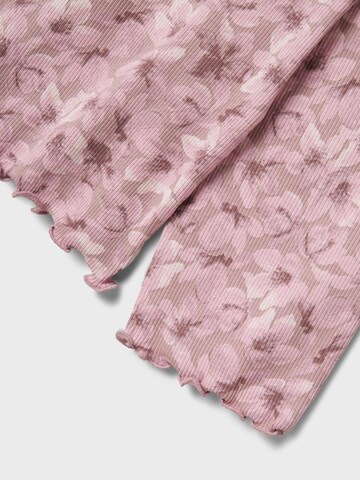 NAME IT Pyjamas i lila