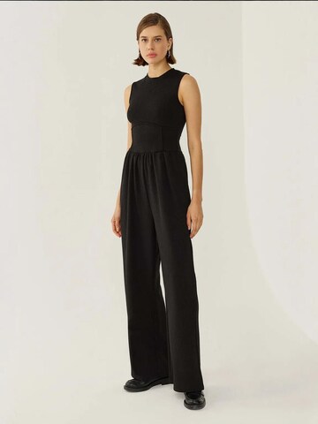 Hiccup Jumpsuit in Zwart