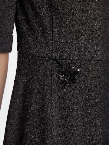 Robe Ana Alcazar en gris