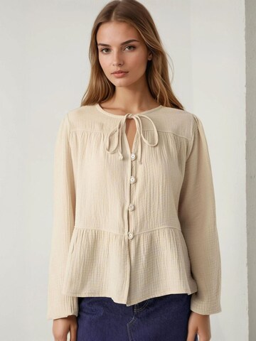Hiccup Blouse 'Blusen' in Beige: front