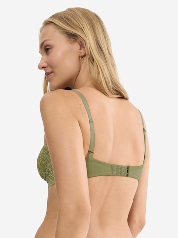 TRIUMPH T-shirt Bra 'Amourette' in Green