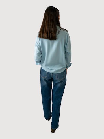 Camicia da donna 'Jess' di WEARABLE STORIES in blu