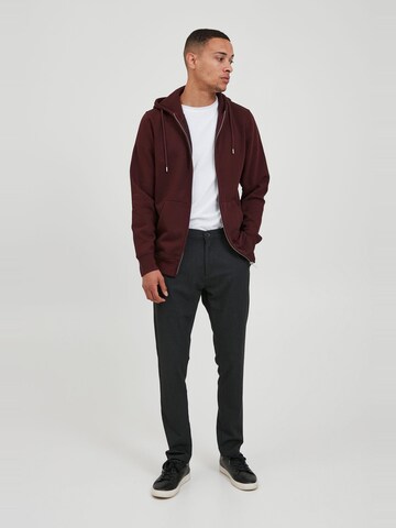 Veste de survêtement 'Morgan' !Solid en rouge