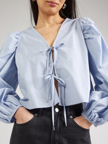 Gina Tricot Blus i blå