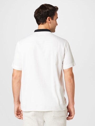 HOLLISTER - Ajuste confortable Camisa en blanco