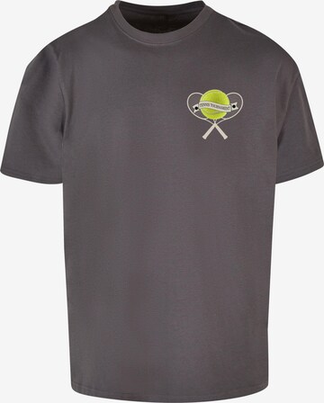 Merchcode T-Shirt 'Tennis Tournament Heavy' in Grau: predná strana