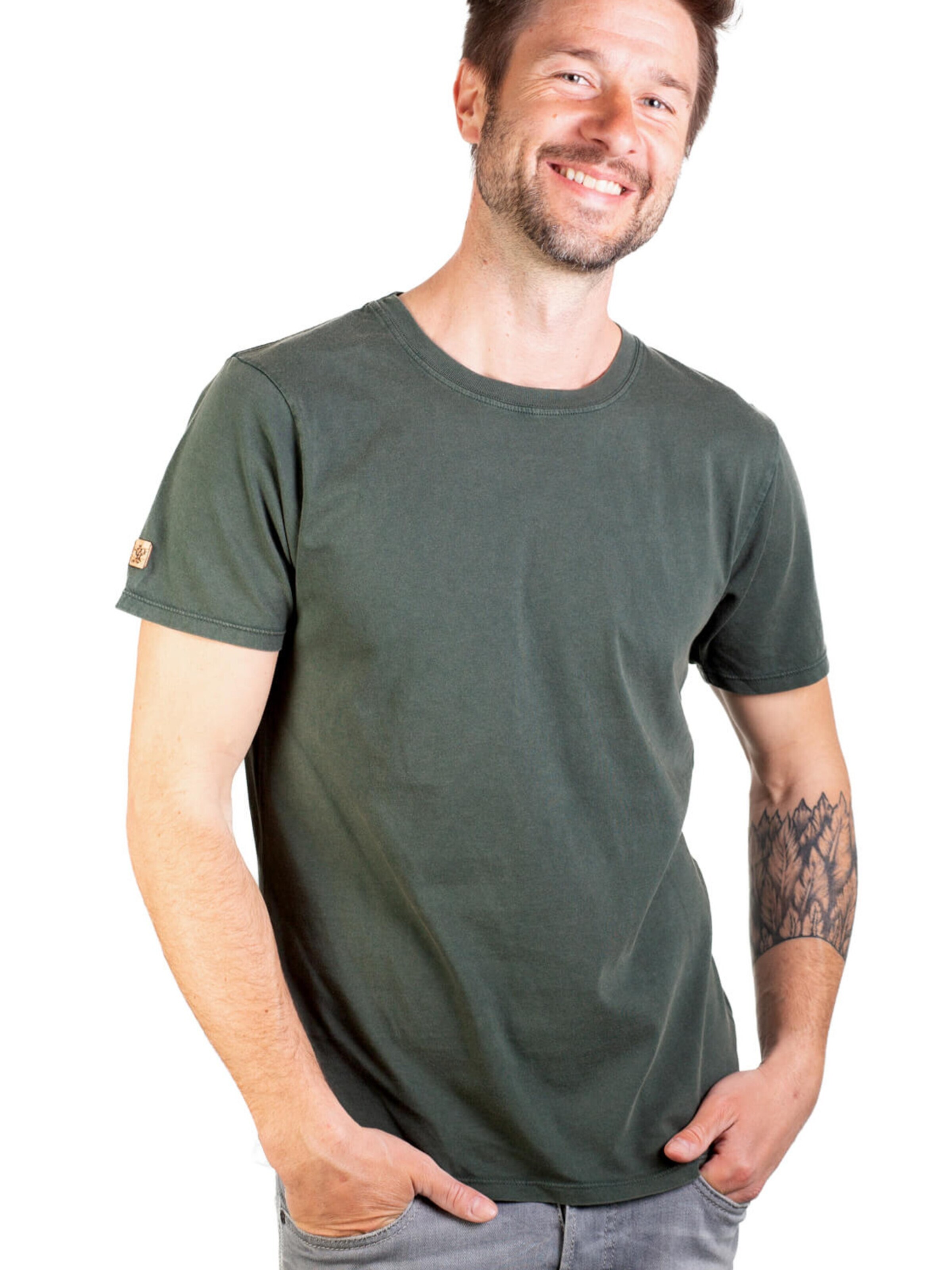 Life-Tree Shirt 'Organic Basic Washed Green' in Green: front