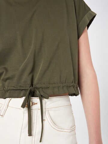 ABOUT YOU Shirt 'Maggie' in Grün