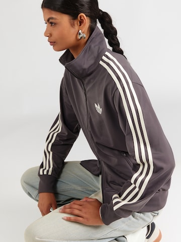 ADIDAS ORIGINALS Суичъри с качулка 'FB' в кафяво