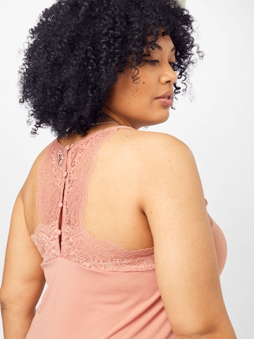 Top 'Ana' di Vero Moda Curve in rosa