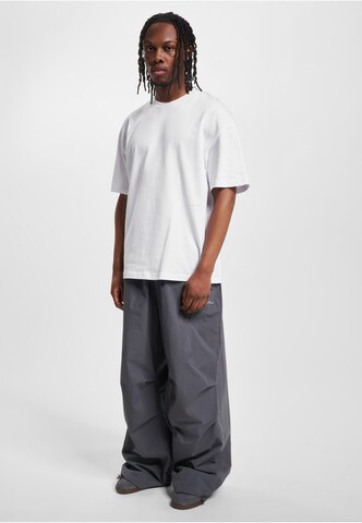 Karl Kani Loose fit Pants in Grey