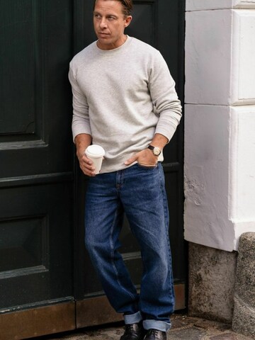 TEESHOPPEN Pullover ' Essential Crewneck ' i grå