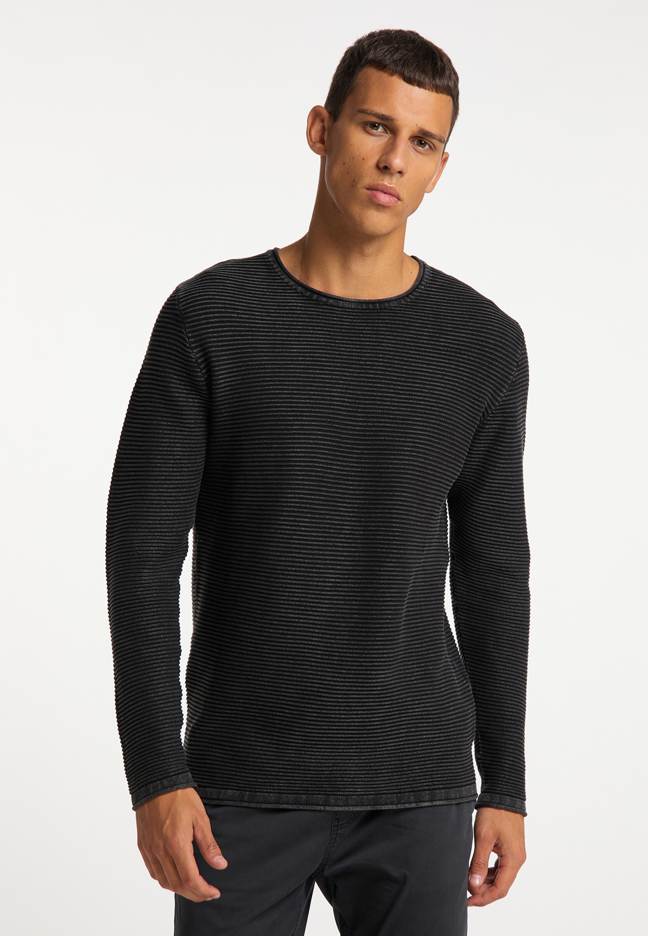 Männer Pullover & Strick TUFFSKULL Pullover in Schwarz - QO36366 Männer Pullover & Strick TUFFSKULL Pullover in Schwarz - QO36366